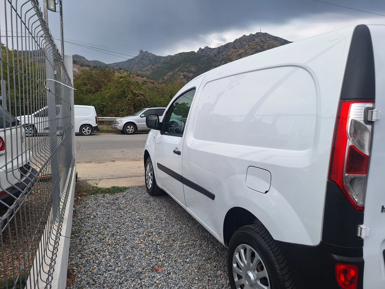 Renault Kangoo 1.5 DCI KLIMA - изображение 8