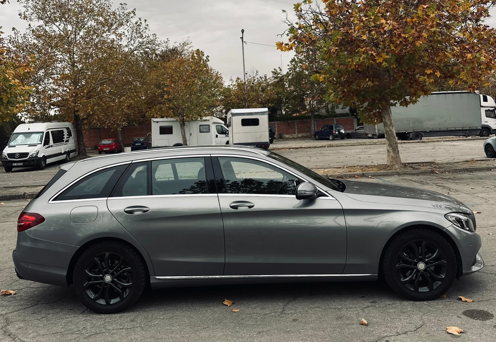 Mercedes-Benz C 220 Регистриран! Всичко платено! Burmester! Топ!!! - изображение 2