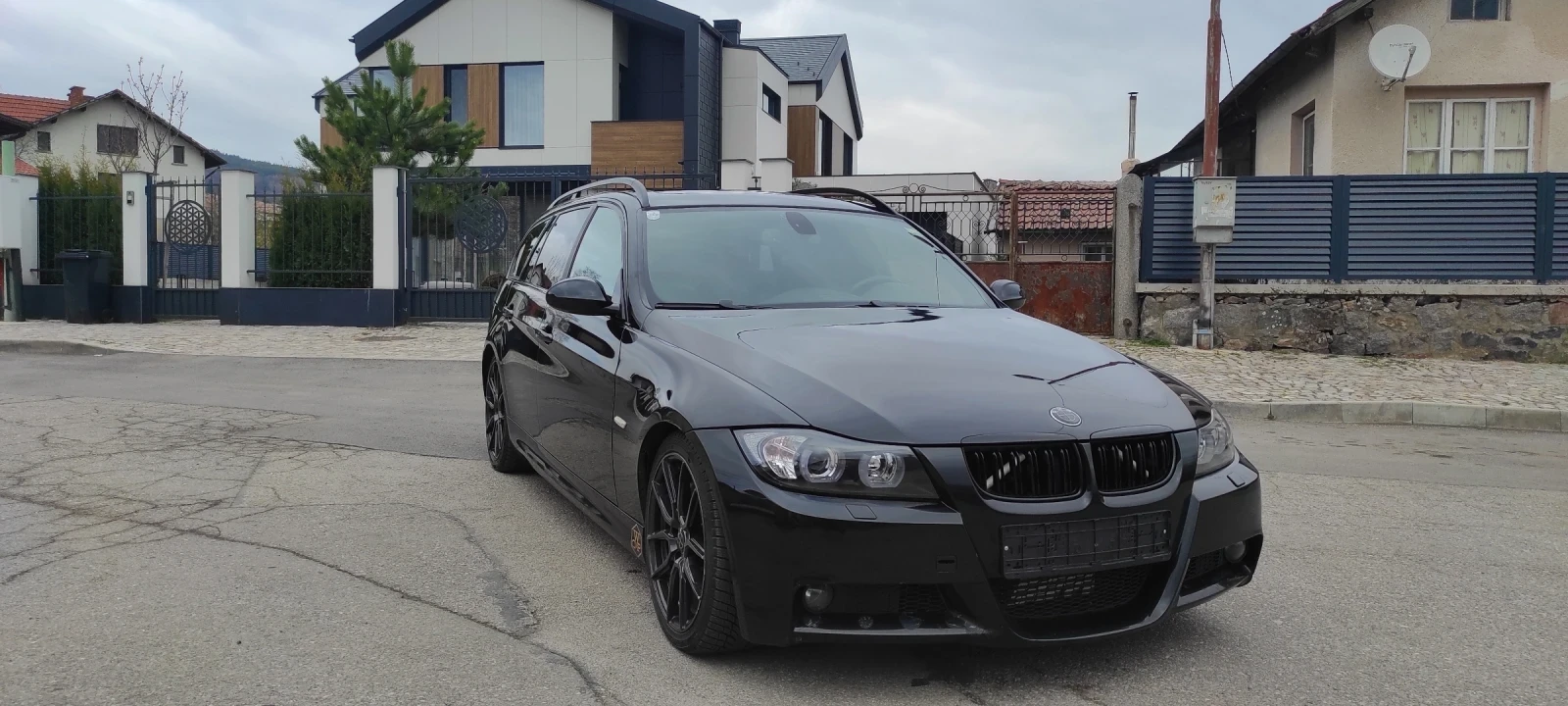 BMW 335 286 к.с М -Packet - изображение 2