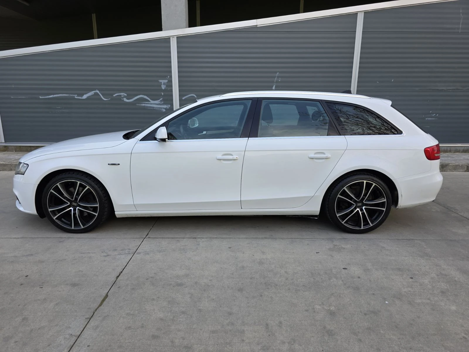 Audi A4 2.0 TDI - изображение 7