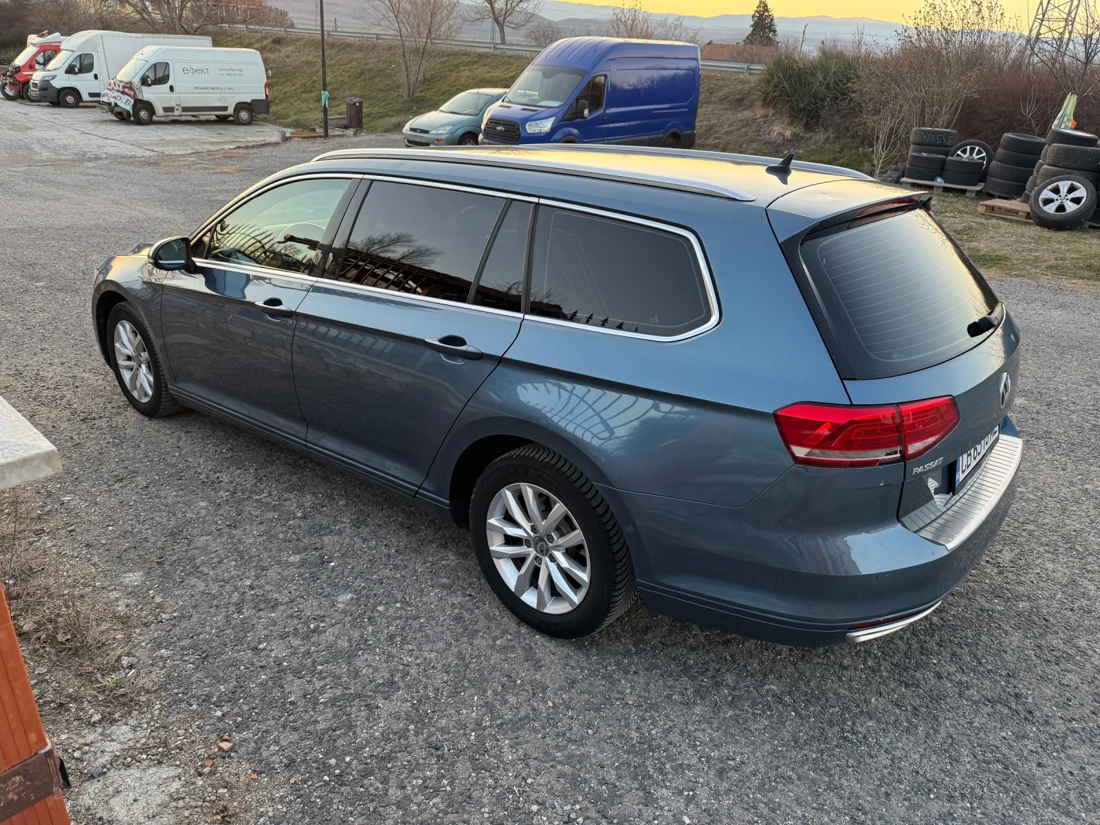 VW Passat  ///  automatic  - изображение 5