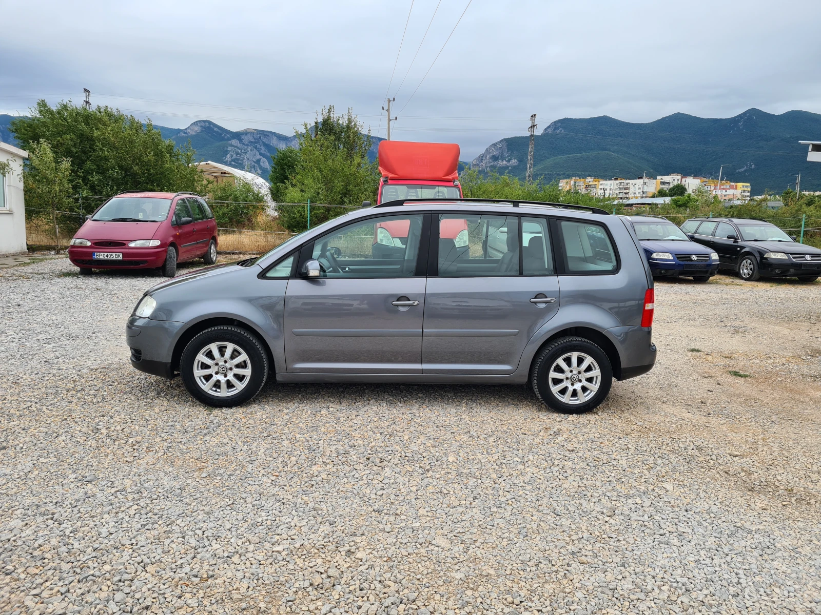 VW Touran 1.6.102кс 170000км - изображение 8