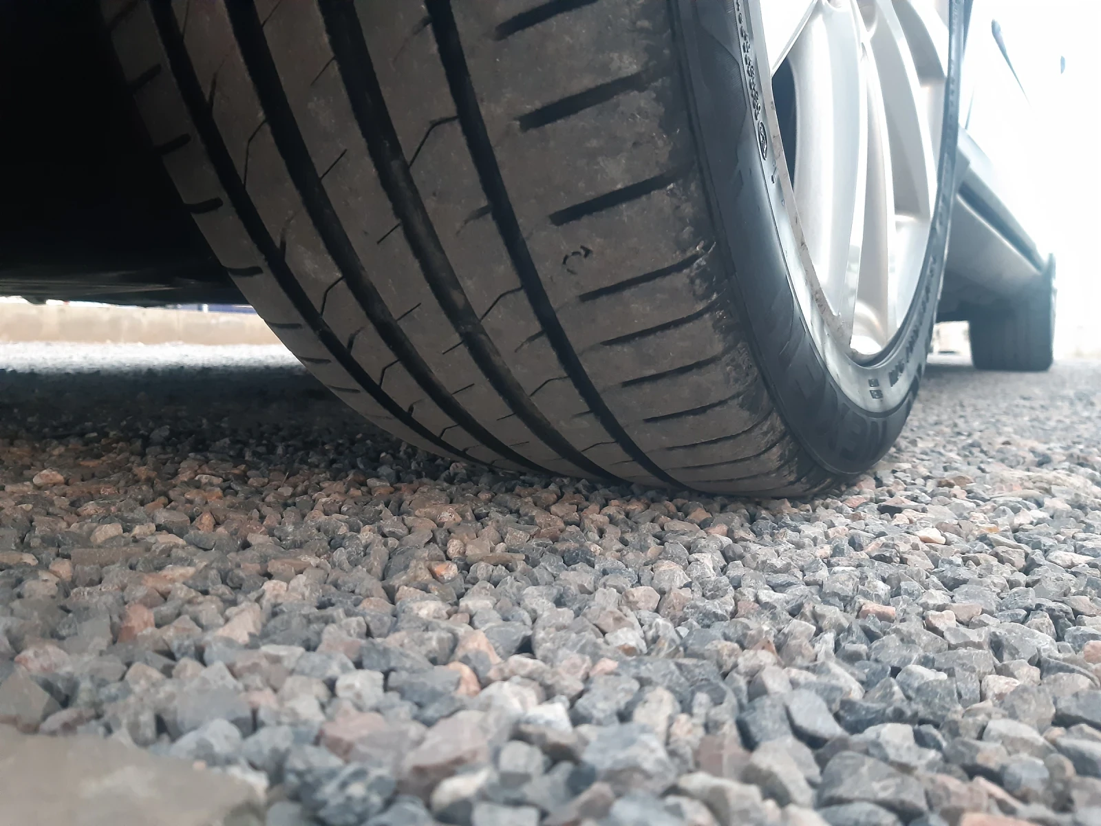 VW Passat като нова фул, снимка 17 - Автомобили и джипове - 51397701