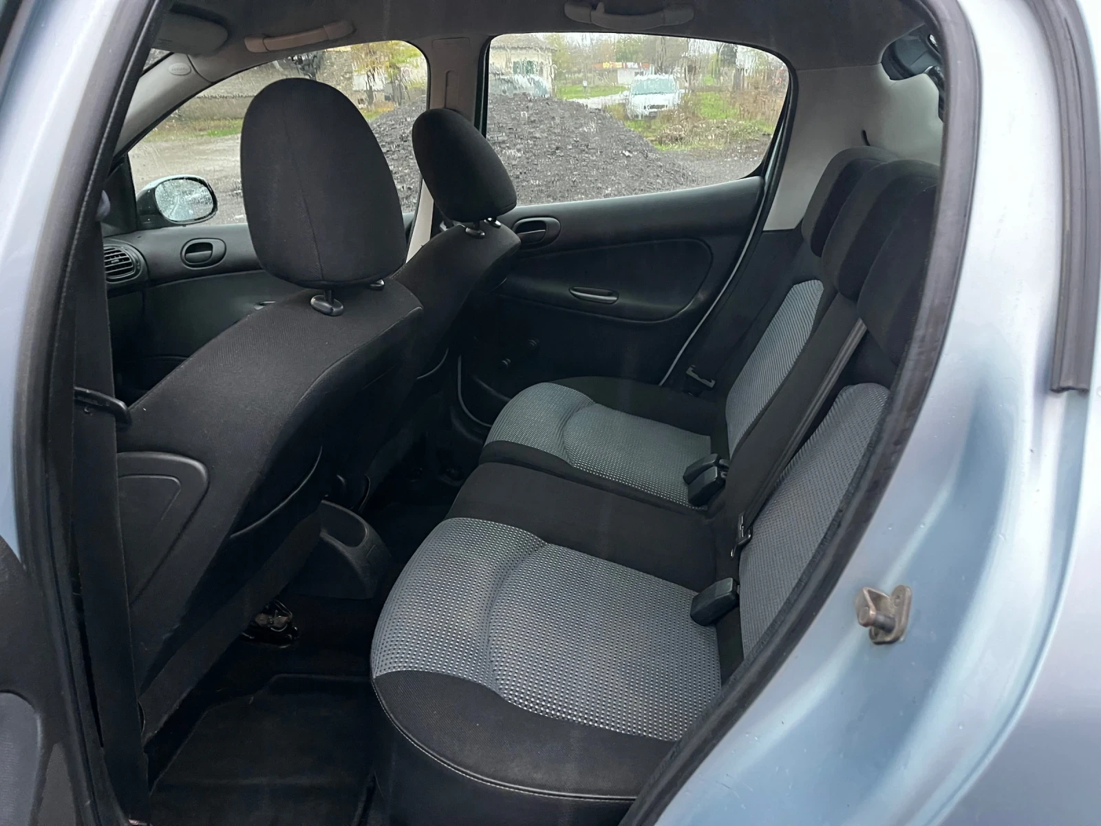 Peugeot 206 1.4HDI - изображение 10