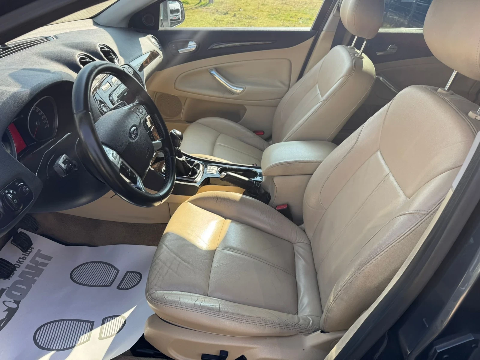 Ford Mondeo 2.0i/КОЖА - изображение 8