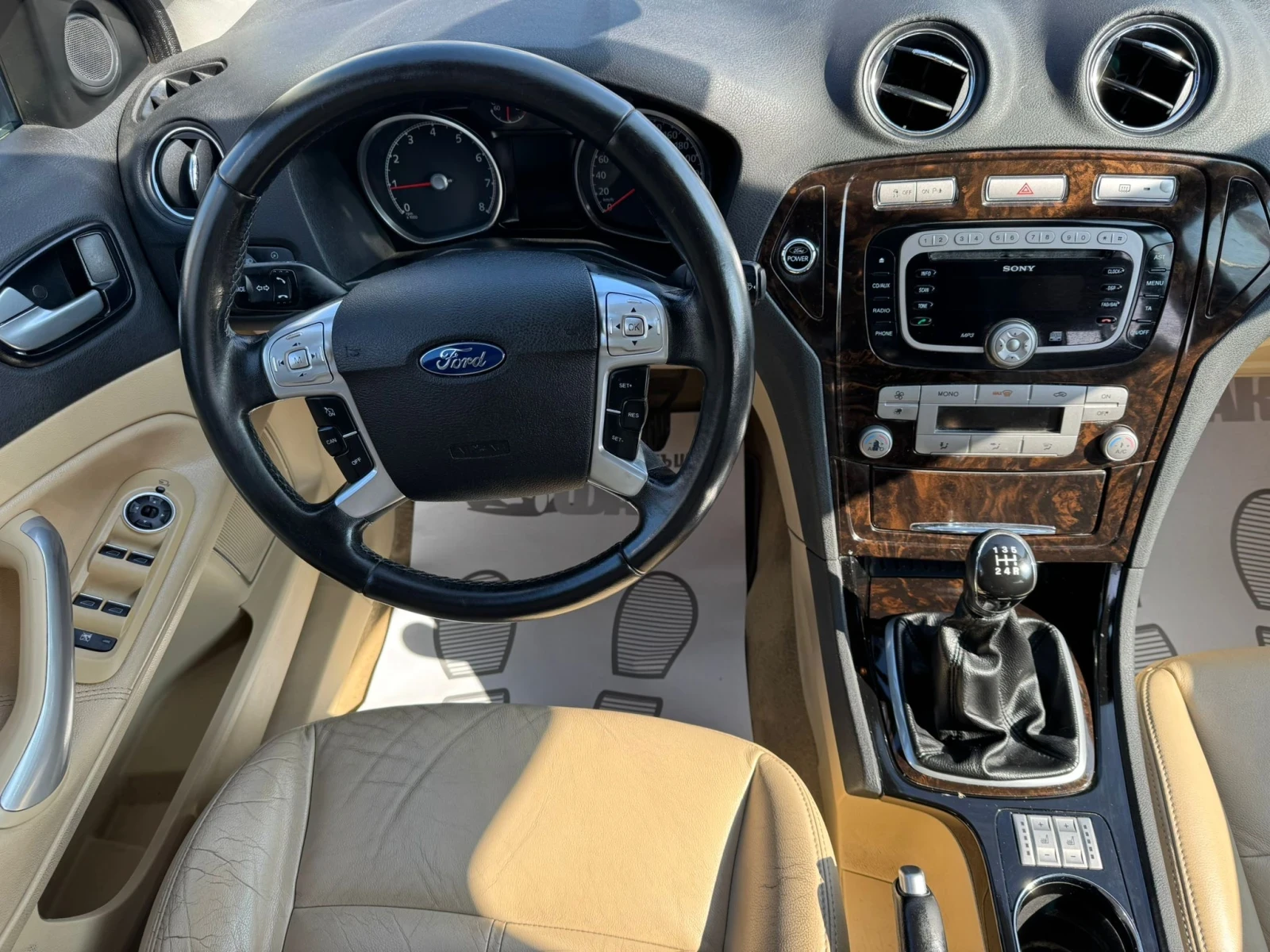 Ford Mondeo 2.0i/КОЖА - изображение 9