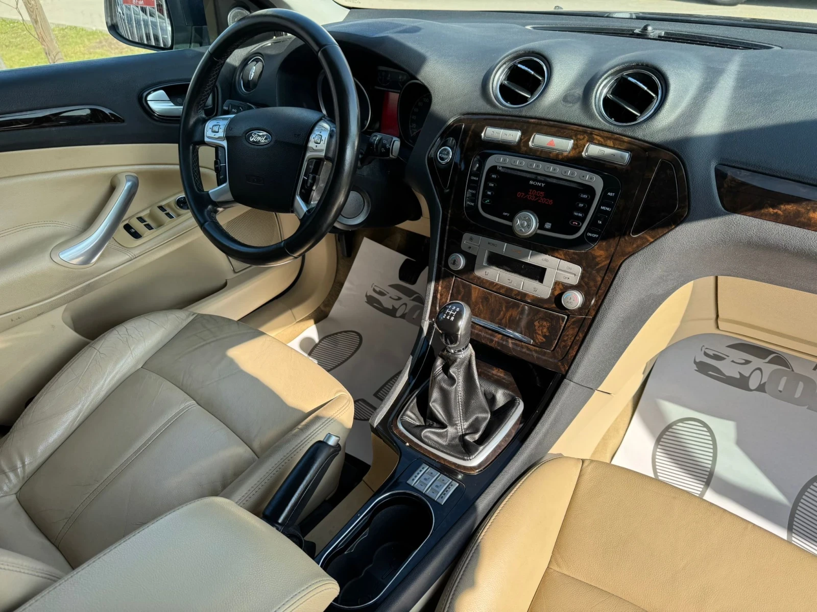 Ford Mondeo 2.0i/КОЖА, снимка 12 - Автомобили и джипове - 53745014