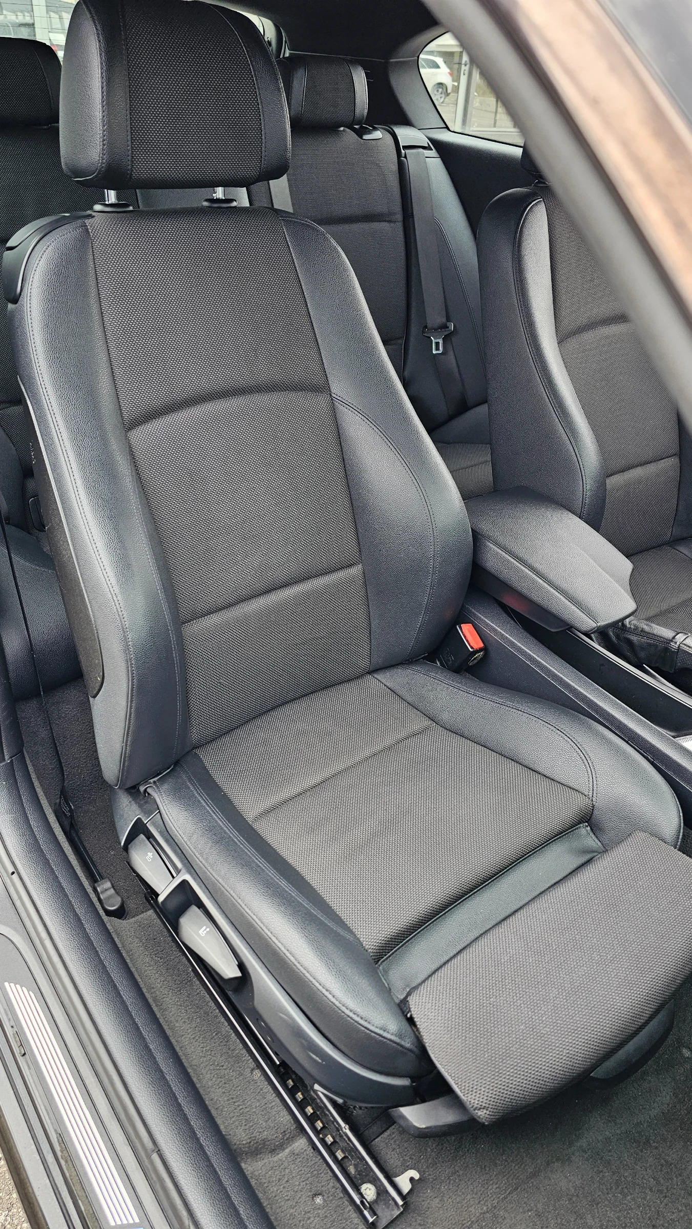 BMW 123 d / M-Packet/ 150 kW (204 PS), снимка 12 - Автомобили и джипове - 53913133