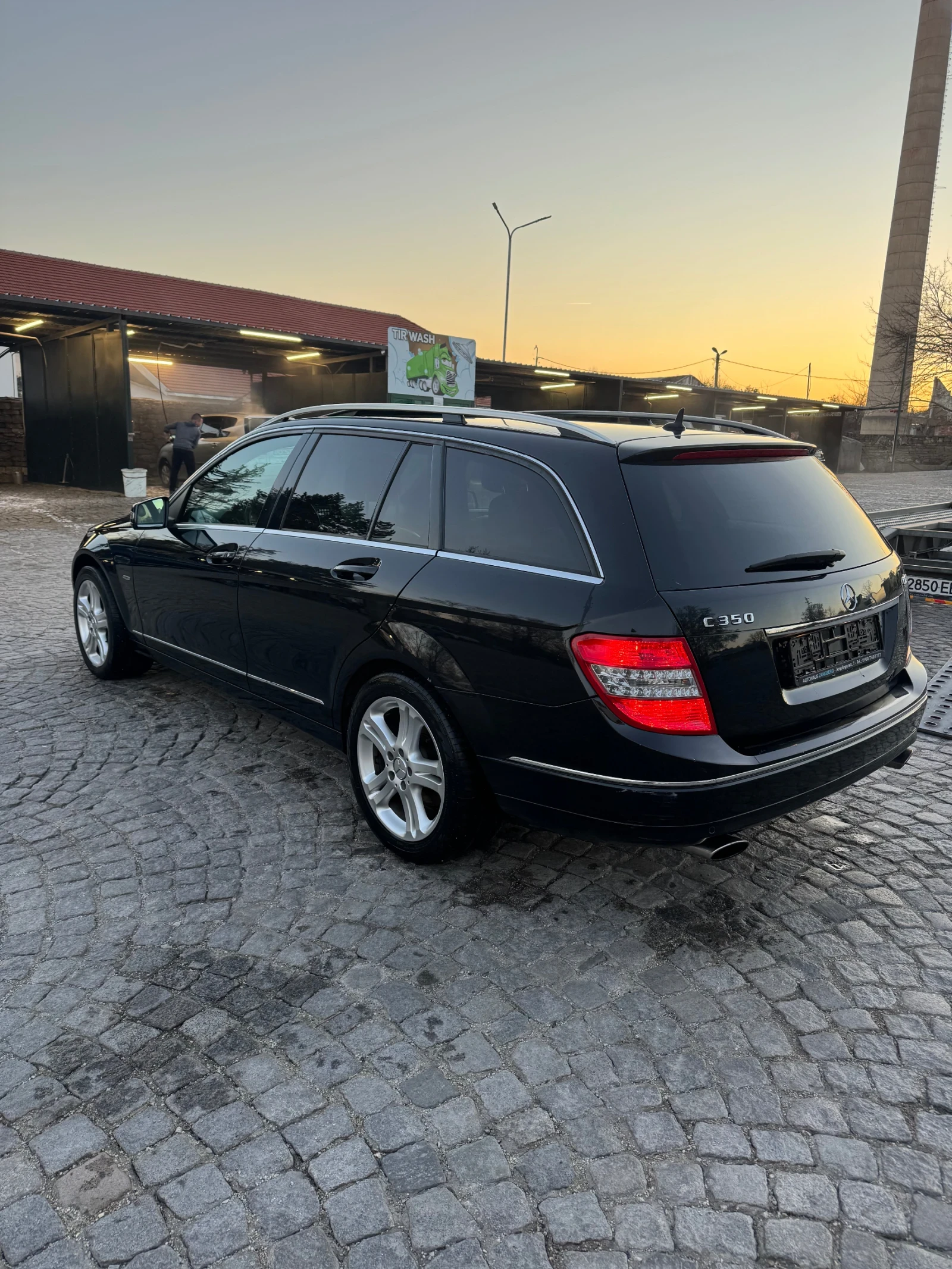 Mercedes-Benz C 350, снимка 7 - Автомобили и джипове - 54115911
