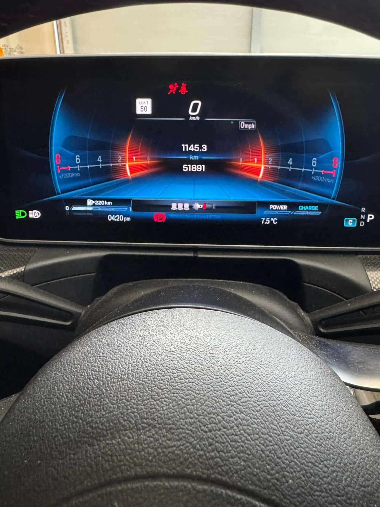 Mercedes-Benz C 43 AMG 4MATIC/ПАНОРАМА/360 КАМЕРИ/HEAD-UP DISPLAY , снимка 8 - Автомобили и джипове - 54318275