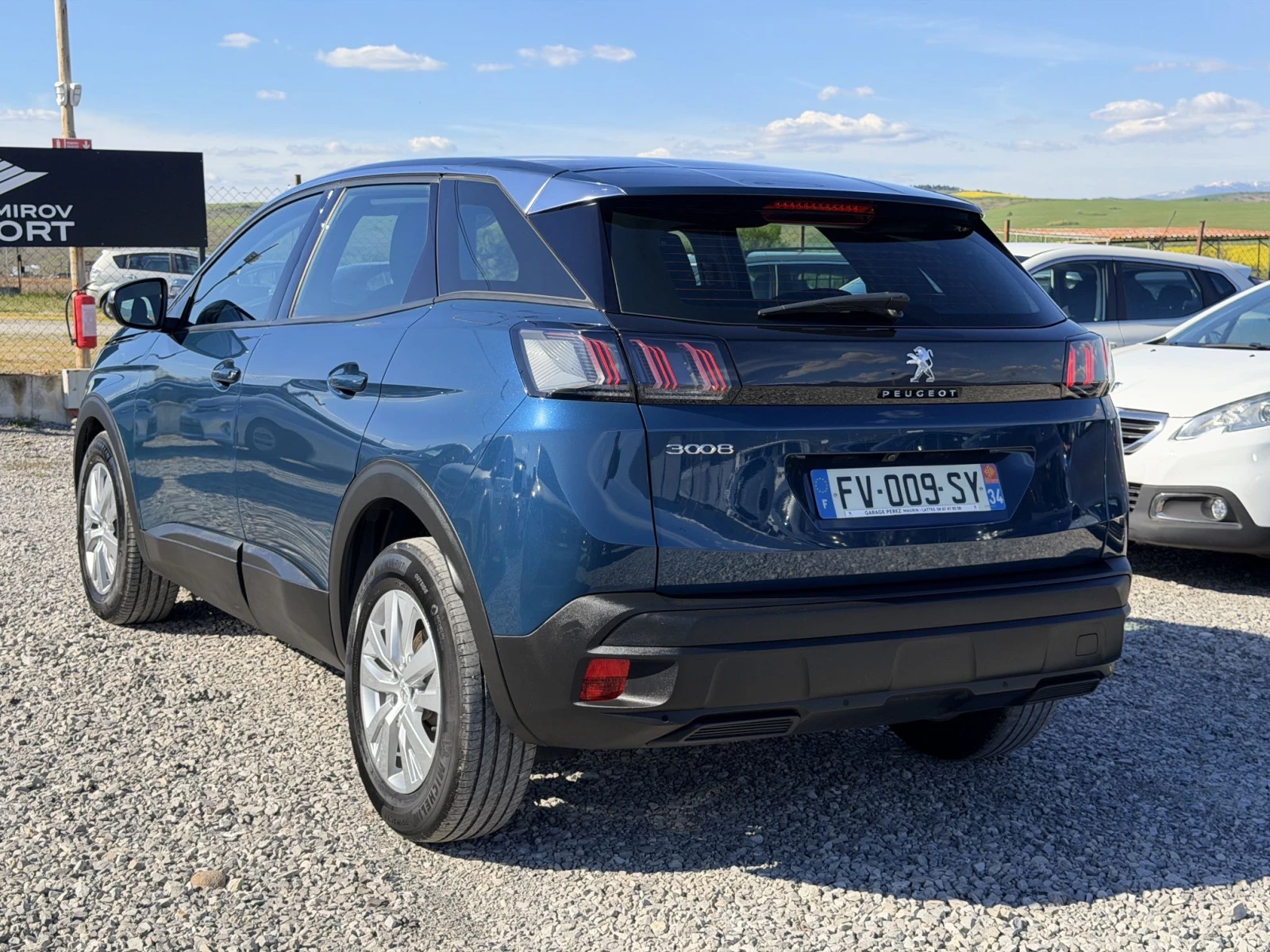Peugeot 3008 1.2i/FACELIFT/СМЕНЕН АНГРЕНАЖ/101000km/LED, снимка 4 - Автомобили и джипове - 54525593