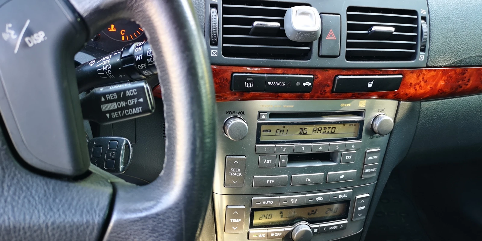 Toyota Avensis d4d 2.0 116 к.с., снимка 13 - Автомобили и джипове - 54712718