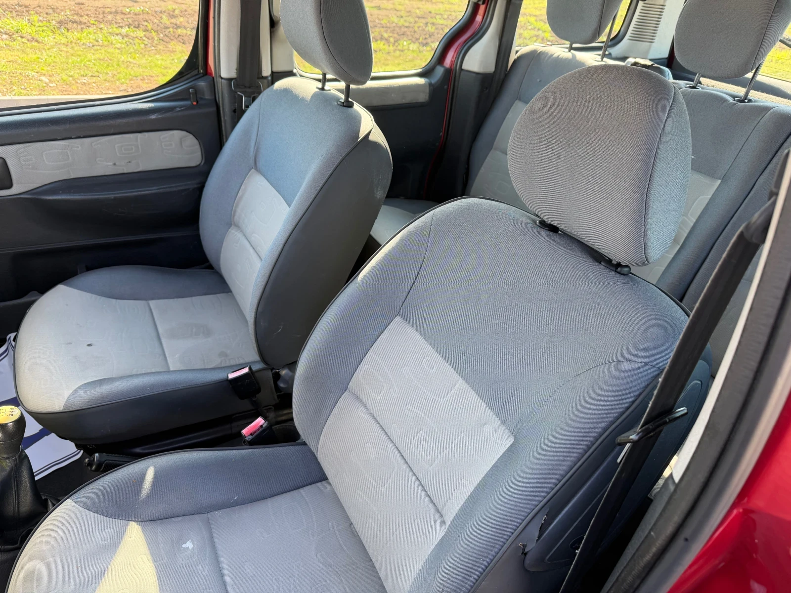Peugeot Partner 1, 6HDI 75 k.c.КЛИМАТИК ДВЕ ПЛЪЗГАЩИ ВРАТИ ВНОС, снимка 8 - Автомобили и джипове - 54908586