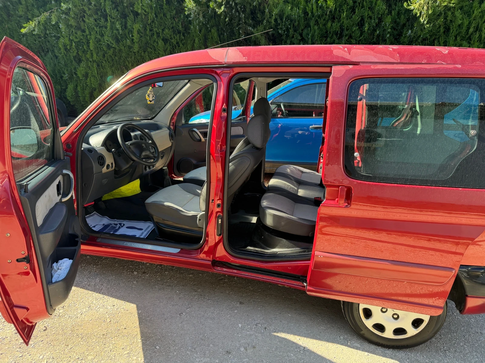 Peugeot Partner 1, 6HDI 75 k.c.КЛИМАТИК ДВЕ ПЛЪЗГАЩИ ВРАТИ ВНОС, снимка 6 - Автомобили и джипове - 54908586