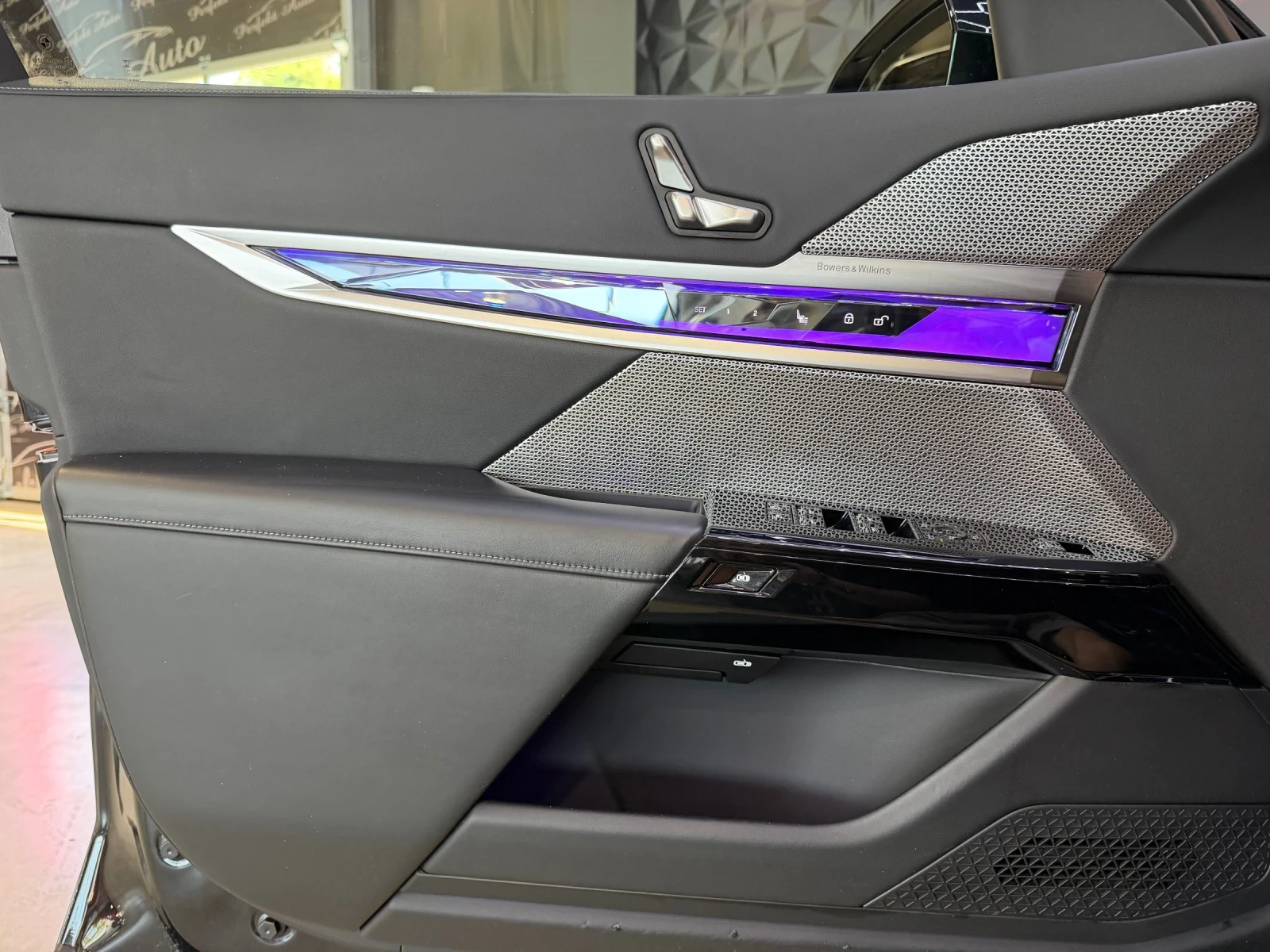 BMW 740 d xDrive * FULL ������ * BOWERS & WILKINS * ���� | Mobile.bg � ����������� 13