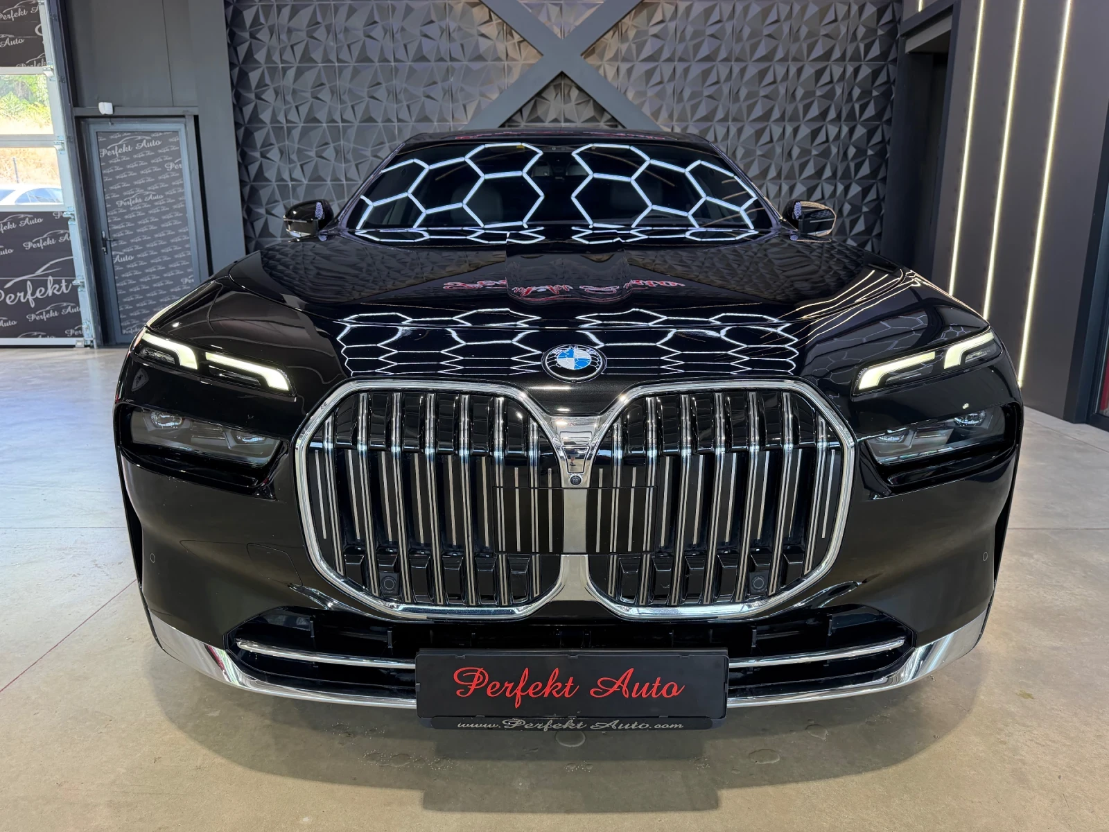 BMW 740 d xDrive * FULL ������ * BOWERS & WILKINS * ���� | Mobile.bg � ����������� 2