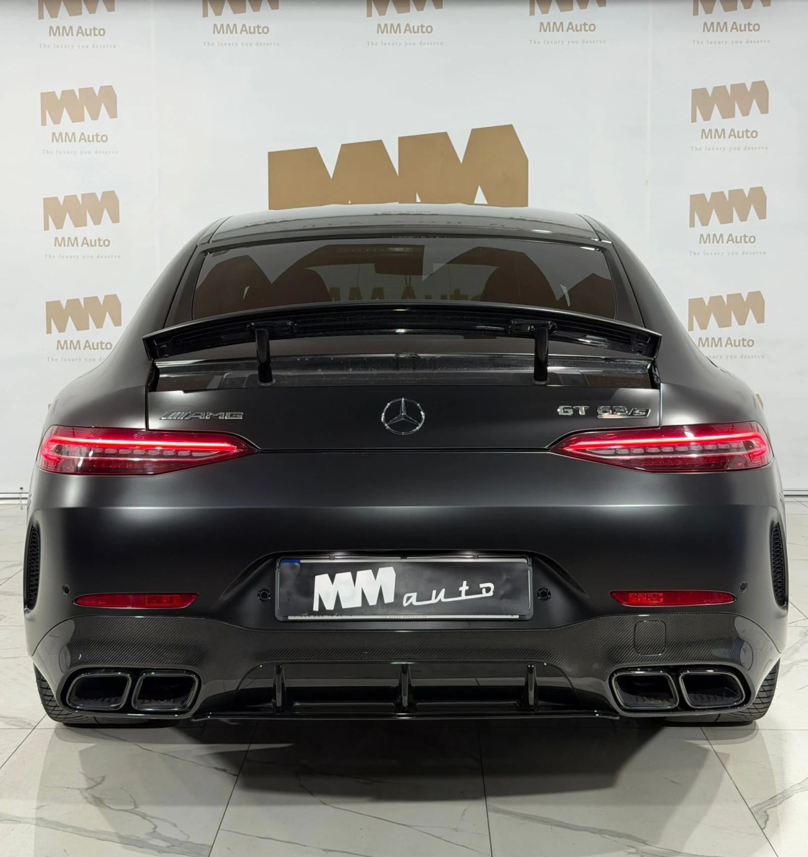 Mercedes-Benz AMG GT s* 4Matic* Ceramic* Carbon* HuD* Burmester, снимка 5 - Автомобили и джипове - 55641973