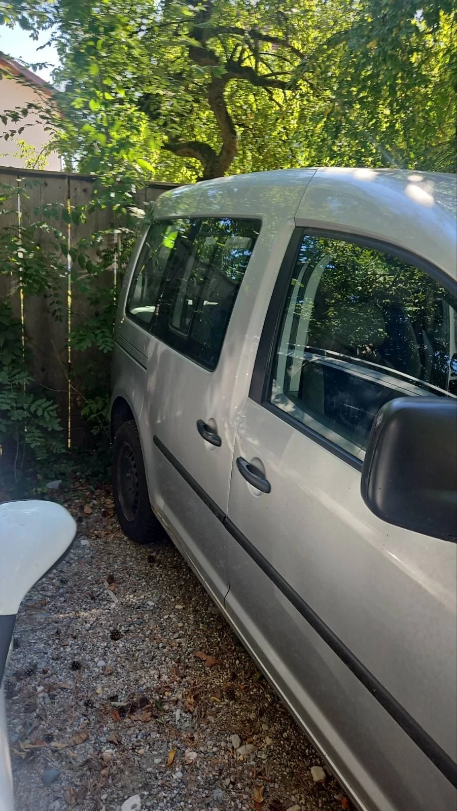 VW Caddy 1.9  TDI  LIFE 7 места , снимка 10 - Автомобили и джипове - 55679759