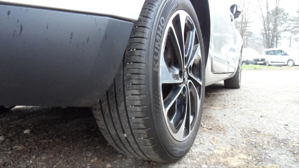 Renault Megane АВТОМАТИК /NAVI, снимка 16 - Автомобили и джипове - 56049433