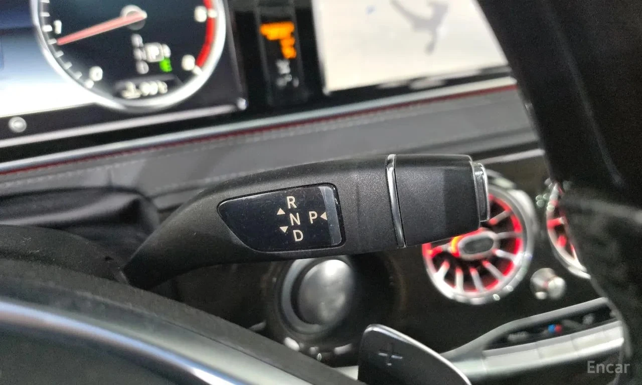 Mercedes-Benz S 350 d 4MATIC/ХЕДЪП/360 КАМ/МАСАЖИ/ОБДУХ/, снимка 9 - Автомобили и джипове - 56104871