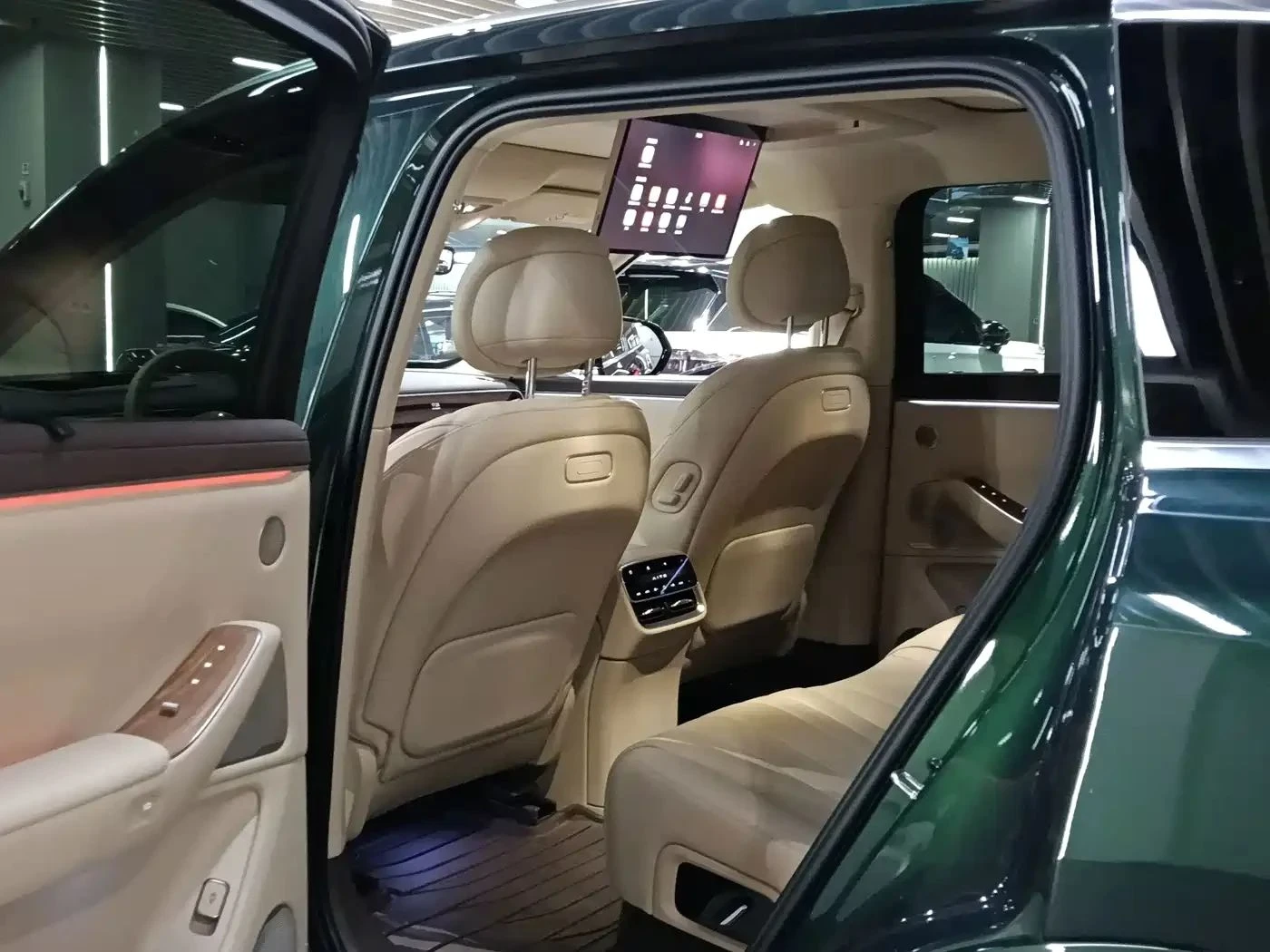 AITO 7 | Mobile.bg � ����������� 12