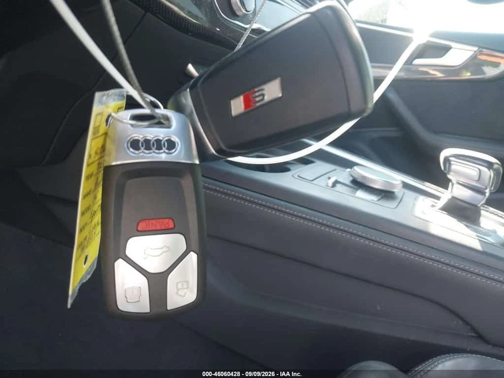Audi S5 PREMIUM PLUS * CARFAX * БЕЗ ПЪРВОНАЧАЛНА , снимка 11 - Автомобили и джипове - 56700935