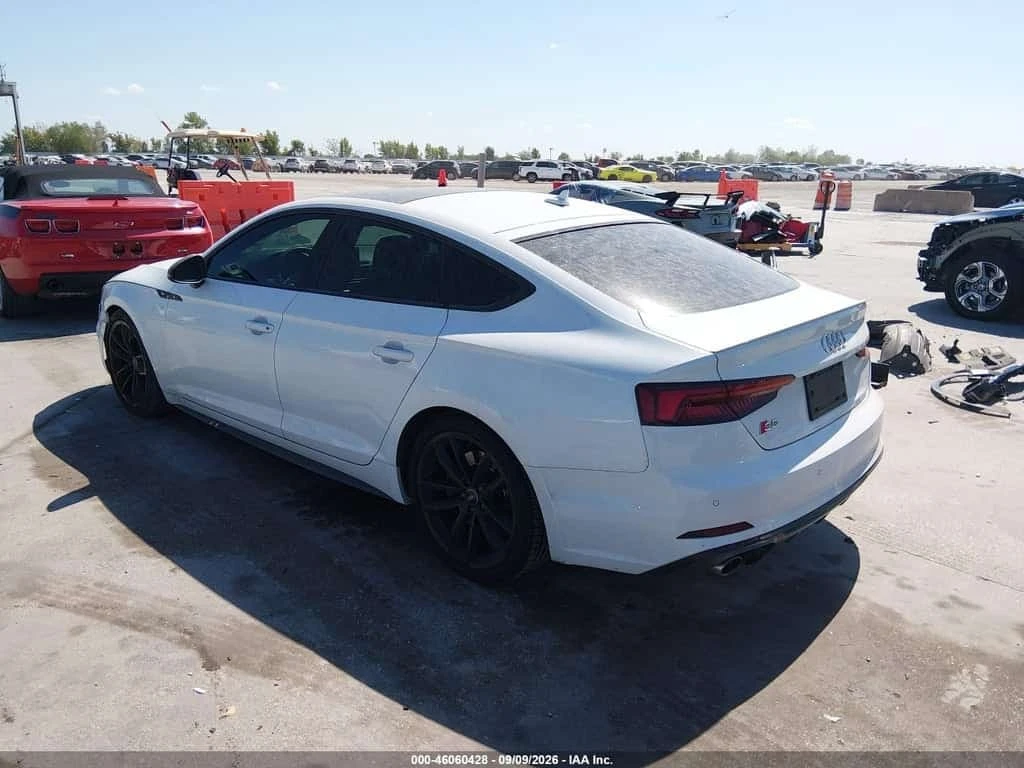 Audi S5 PREMIUM PLUS * CARFAX * БЕЗ ПЪРВОНАЧАЛНА , снимка 3 - Автомобили и джипове - 56700935