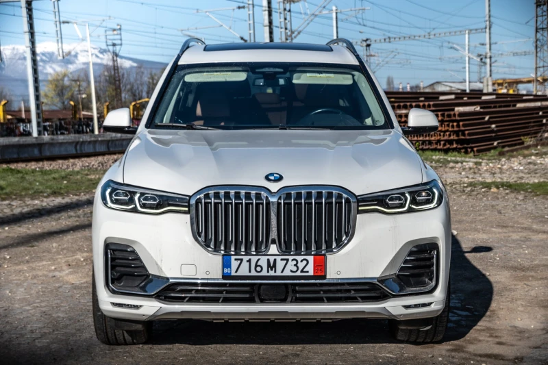 BMW X7 40i xDrive, снимка 2 - Автомобили и джипове - 49887631
