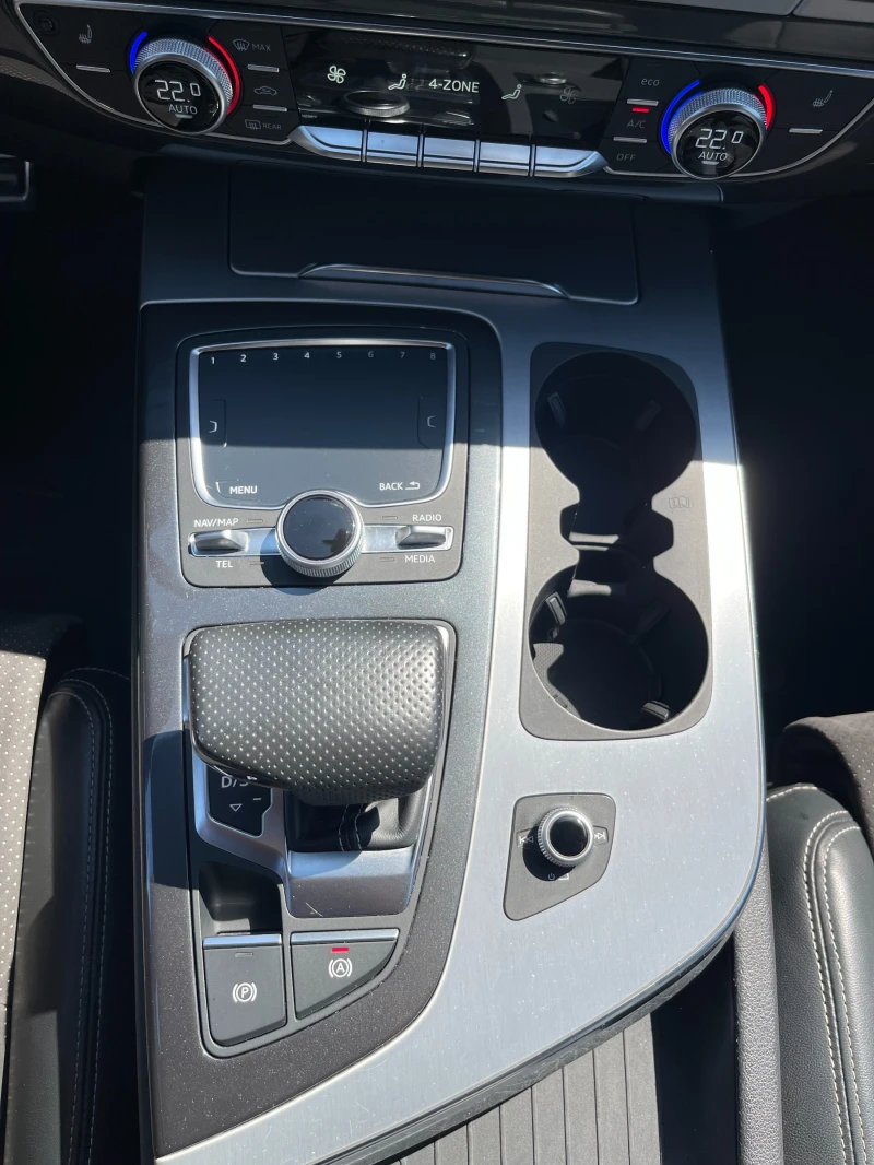 Audi Q7 3.0 TDI S Line Quattro 272 bhp, снимка 16 - Автомобили и джипове - 52612287