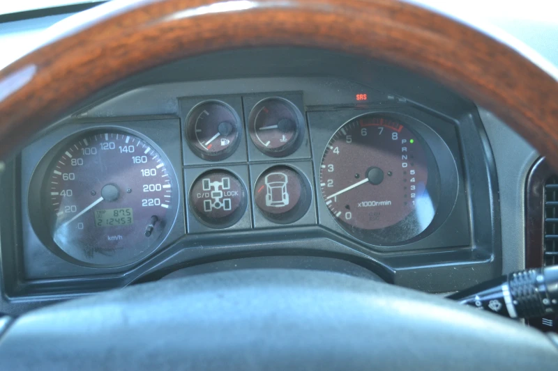 Mitsubishi Pajero 3.5GDI, снимка 12 - Автомобили и джипове - 52168715