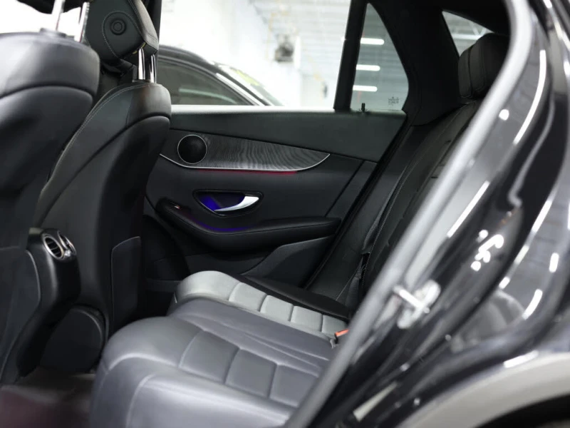 Mercedes-Benz GLC 300 4Matic* , снимка 11 - Автомобили и джипове - 52616579