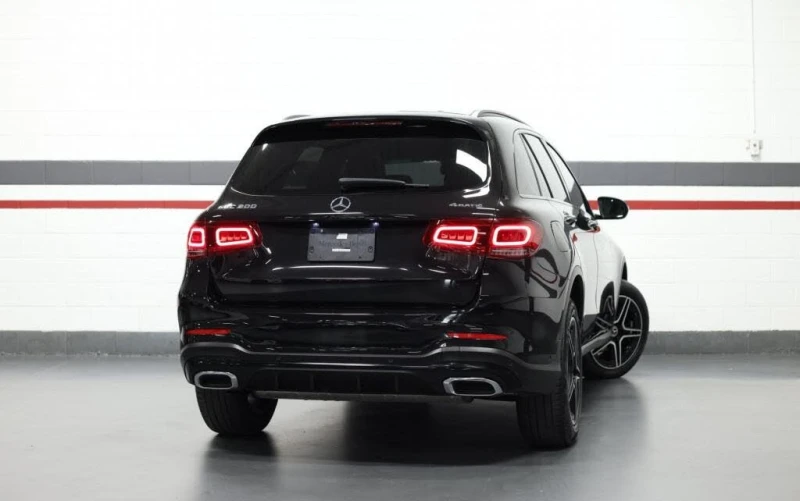 Mercedes-Benz GLC 300 4Matic* , снимка 4 - Автомобили и джипове - 52616579