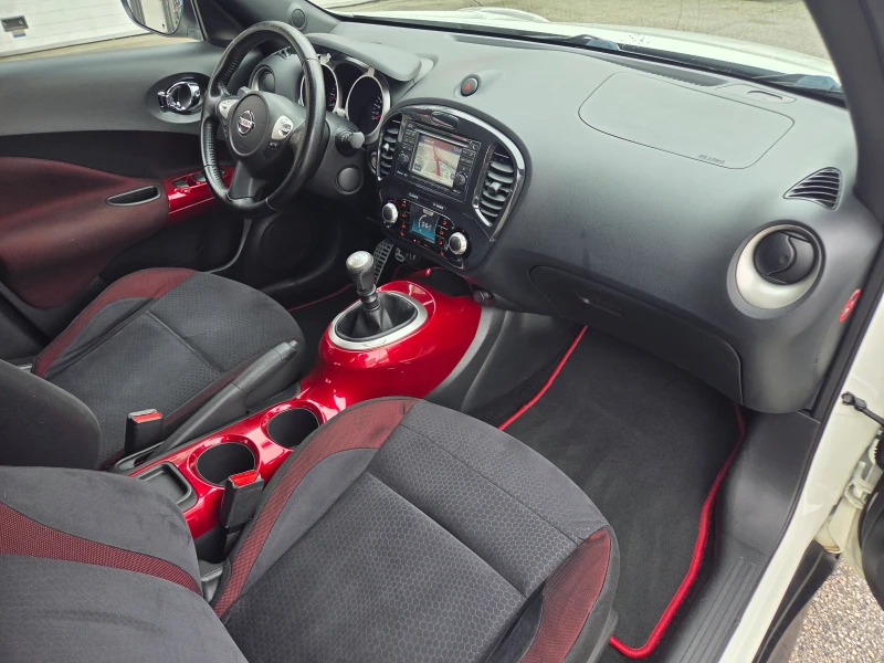 Nissan Juke 1.6 Turbo (190 Hp) Navi/Камера, снимка 14 - Автомобили и джипове - 53327046