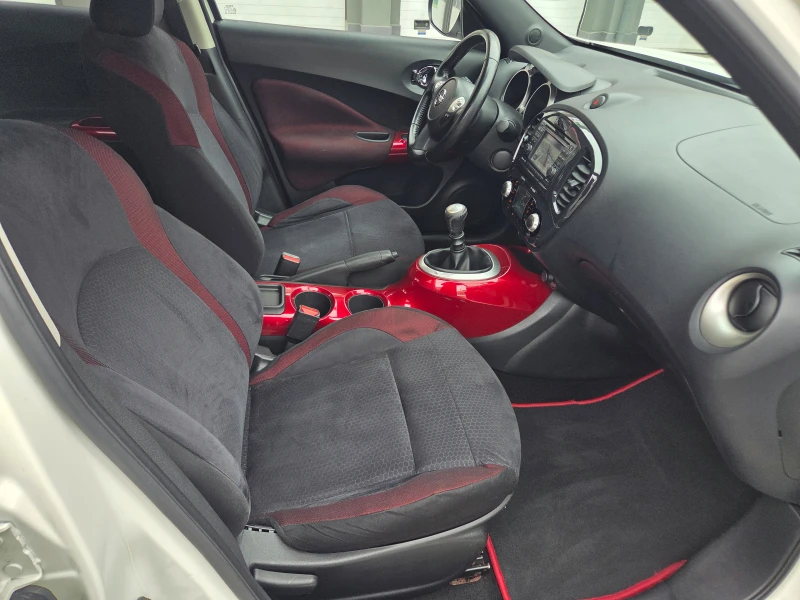 Nissan Juke 1.6 Turbo (190 Hp) Navi/Камера, снимка 15 - Автомобили и джипове - 53327046