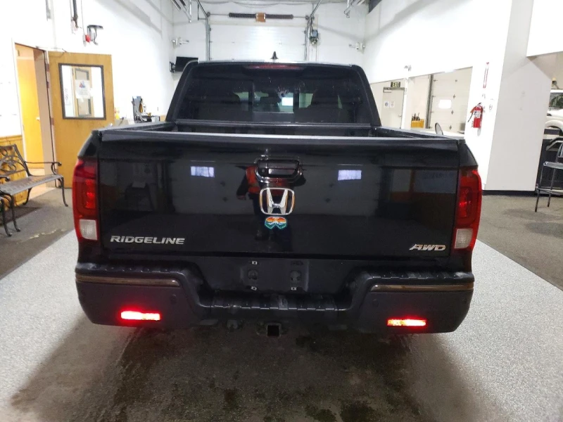 Honda Ridgeline 3.5l Black Edition, снимка 6 - Автомобили и джипове - 53392042