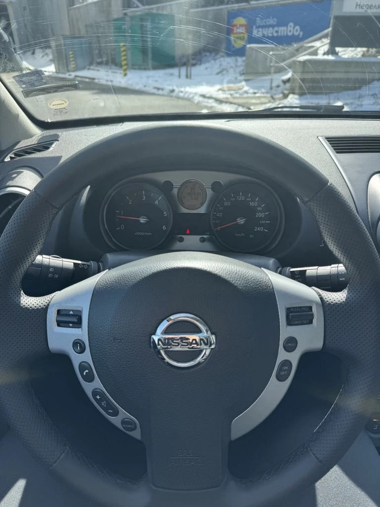 Nissan Qashqai 2.0 DCI 4x4 Панорама, снимка 8 - Автомобили и джипове - 49234753