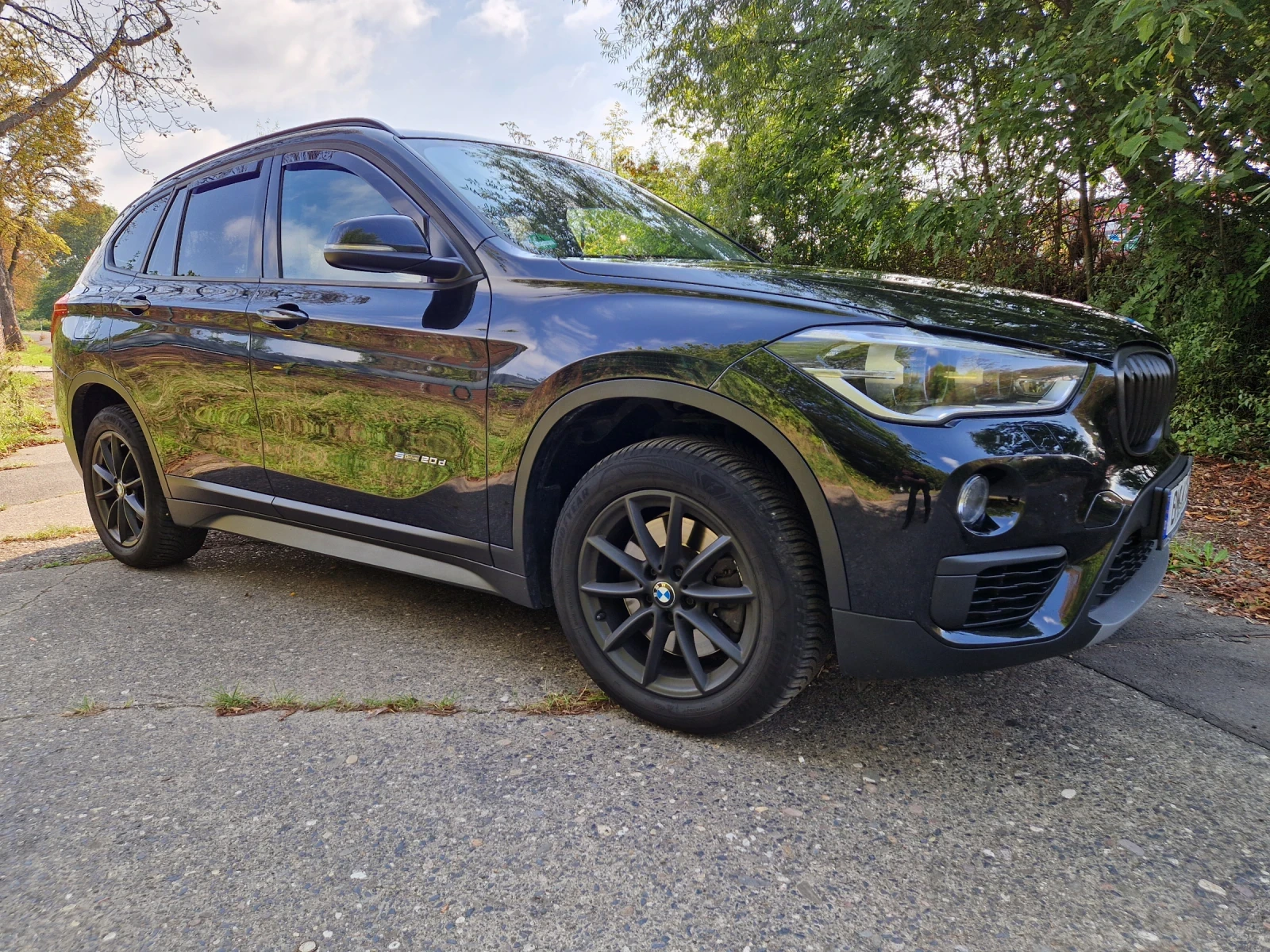 BMW X1 F48 - изображение 2