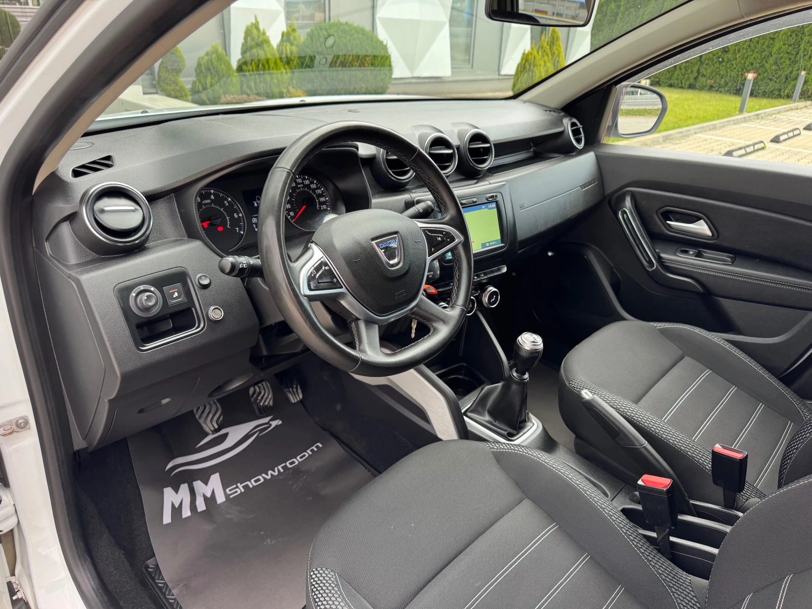 Dacia Duster PRESTIGE-1.5DCI-НАВИГАЦИЯ-КАМЕРА-КЛИМАТРОНИК- - изображение 9