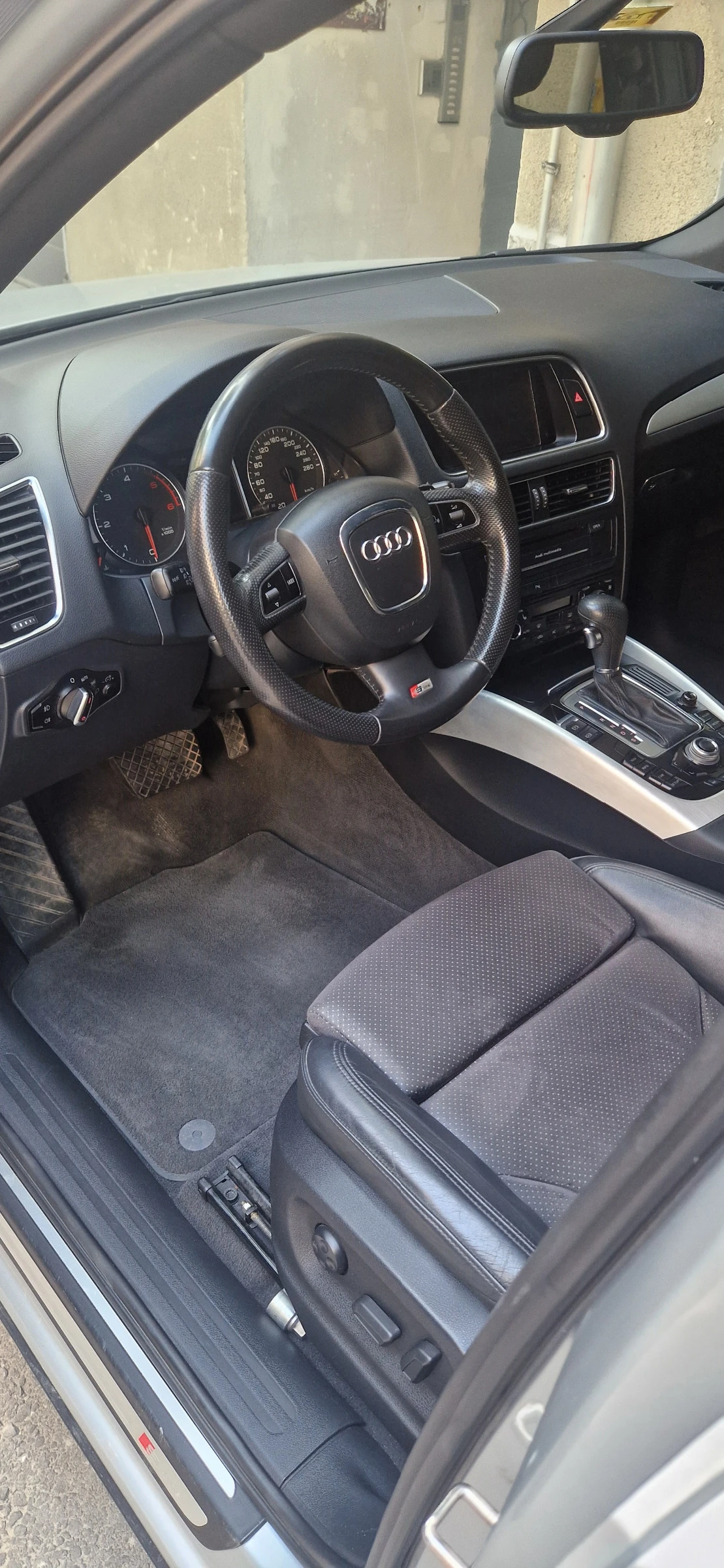 Audi Q5 3.0TDI / S-Line / 4x4 /  | Mobile.bg   11