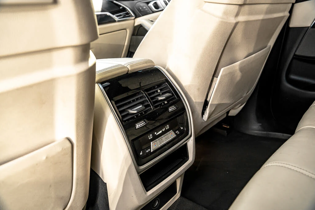 BMW X5 xDrive50i* Heads-up* Harman/Kardon* *  | Mobile.bg   13