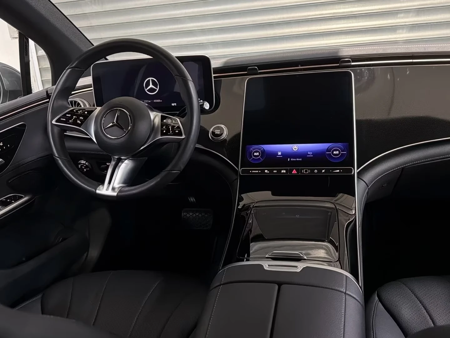 Mercedes-Benz EQE 350 / ELECTRIC ART / AIRMATIC / CAMERA / , снимка 7 - Автомобили и джипове - 54343982