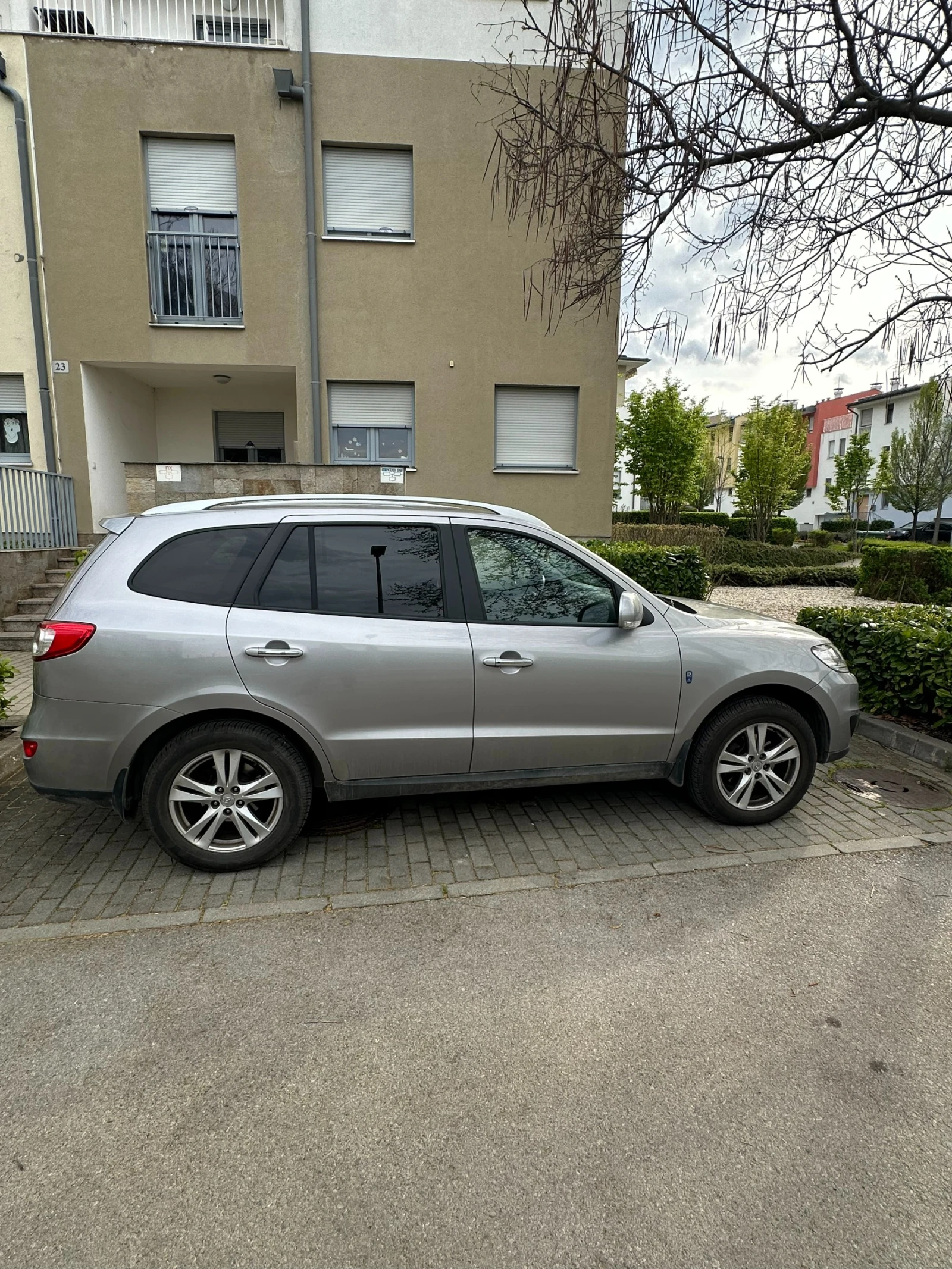 Hyundai Santa fe, снимка 13 - Автомобили и джипове - 54443430