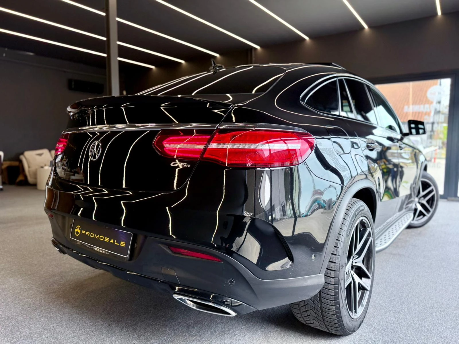 Mercedes-Benz GLE 350 d* Coupe* 4Matic* AMG* Pano* Подгрев* Лизинг, снимка 6 - Автомобили и джипове - 54560364