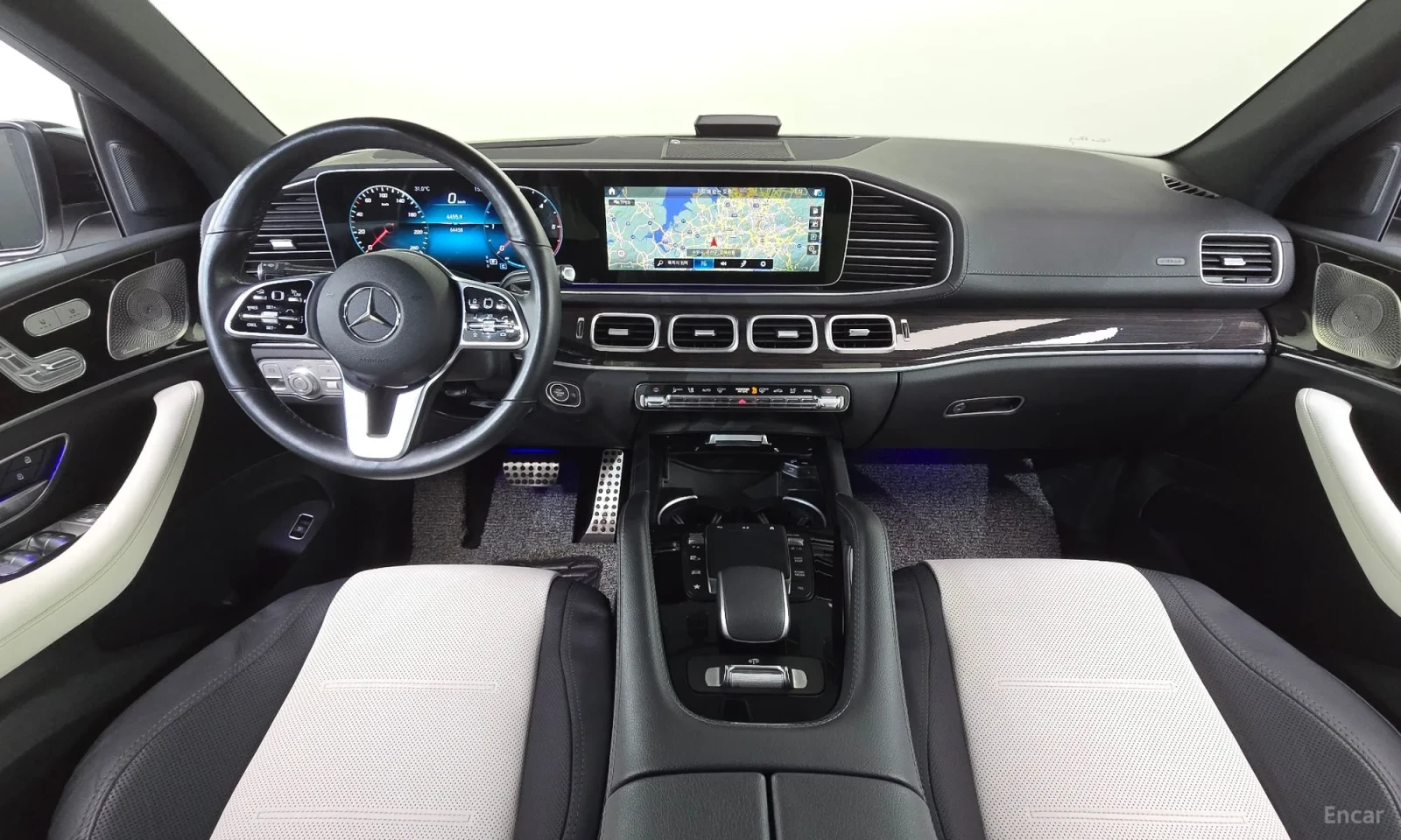 Mercedes-Benz GLE 400 D* 64000KM!!!* UNIKAT* DIGITALNO TABLO* TOP OFERTA, снимка 7 - Автомобили и джипове - 55184022