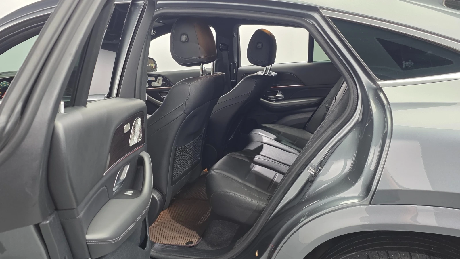 Mercedes-Benz GLE 400 COUPE 4MATIC * ДИСТРОНИК* 360 КАМЕРА* ОБДУХВАНЕ* , снимка 16 - Автомобили и джипове - 55234508