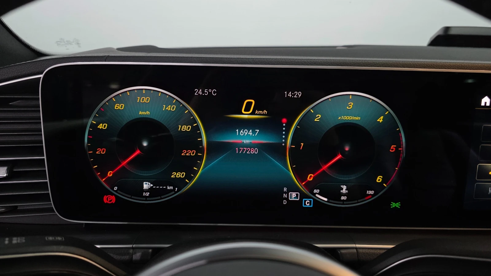 Mercedes-Benz GLE 400 COUPE 4MATIC * ДИСТРОНИК* 360 КАМЕРА* ОБДУХВАНЕ* , снимка 12 - Автомобили и джипове - 55234508