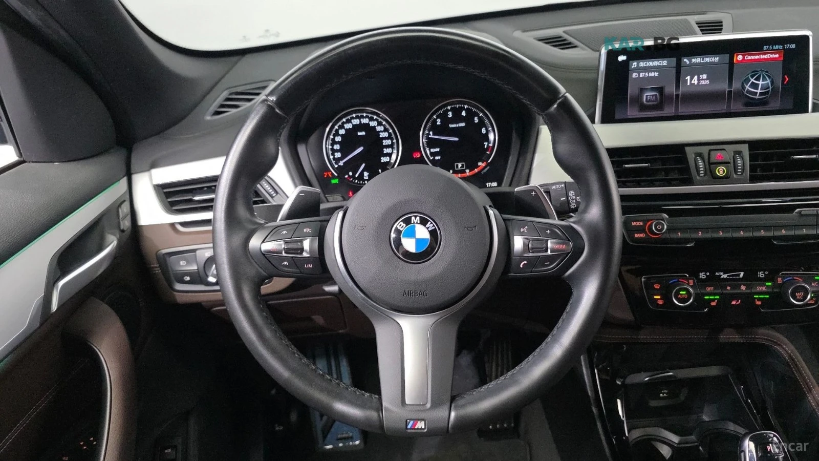 BMW X1 xDrive 20i M Sport* HUD* КОЖА* ПАНО* КАМЕРА, снимка 12 - Автомобили и джипове - 55241795