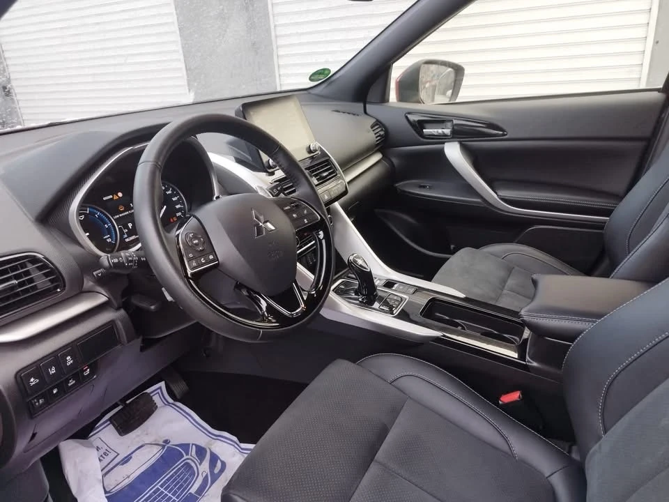 Mitsubishi Eclipse Cross, снимка 4 - Автомобили и джипове - 55327216