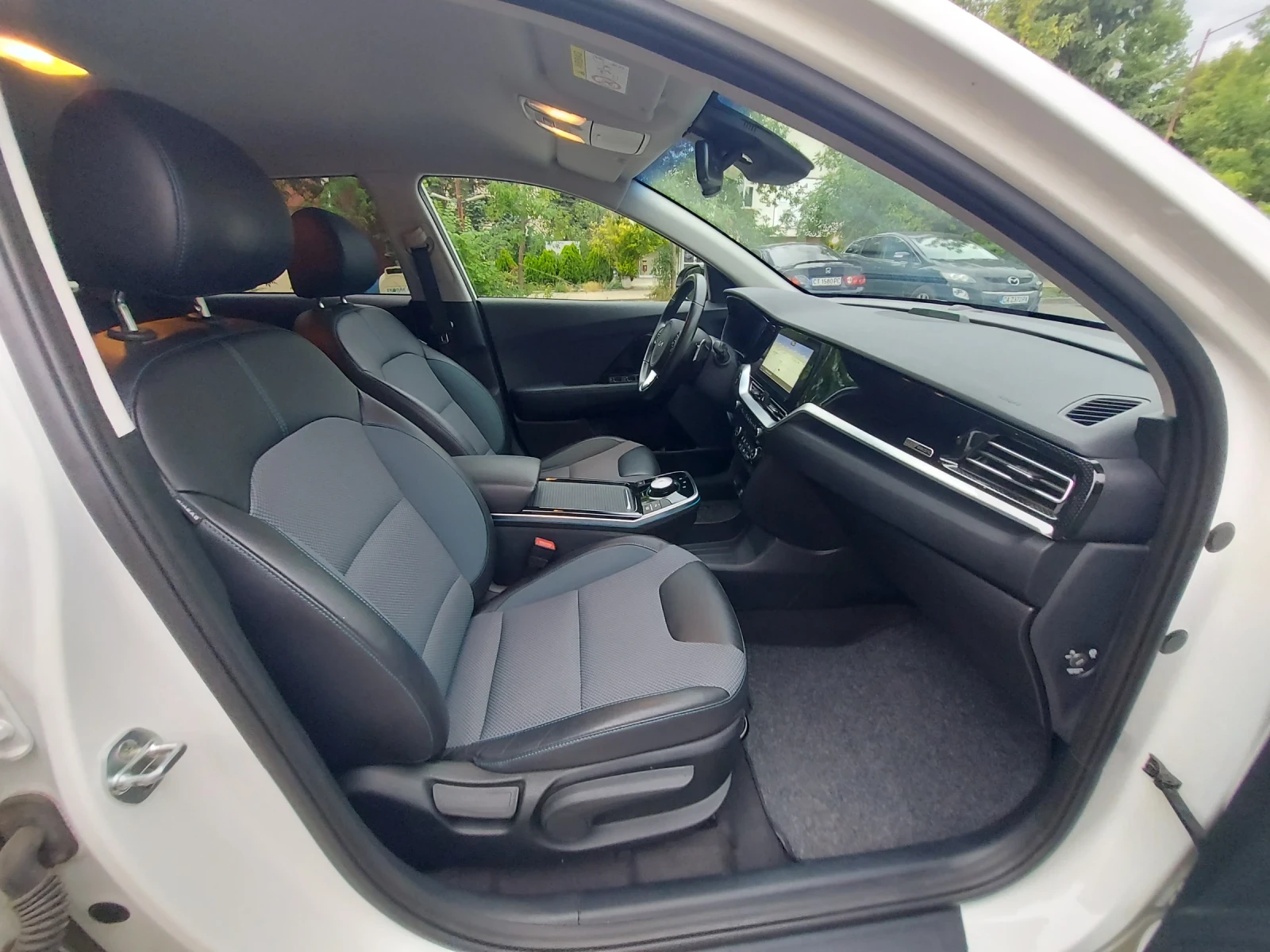 Kia Niro EV 64kw Active , снимка 13 - Автомобили и джипове - 55500153