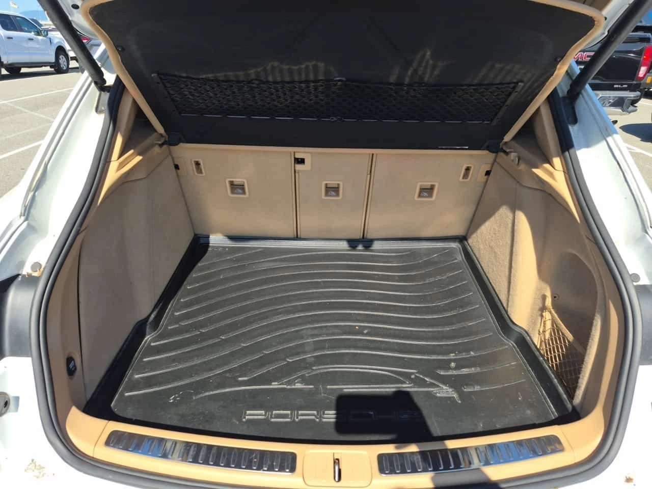 Porsche Macan  S * CARFAX * , снимка 14 - Автомобили и джипове - 56169283